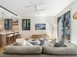Luxury Retreat New Villa 17, Hastings St