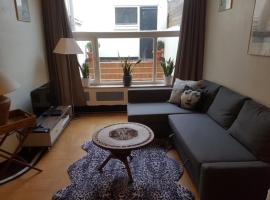 APPARTEMENT GELIJKVLOERS OOSTENDE，位于奥斯坦德的酒店