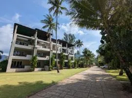 Seaview Garden Apartment - by KohChangVillas
