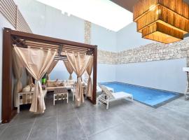 Luxury Villa Bali Al Gouna Hurgh，位于赫尔格达的别墅