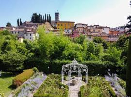 * Villa Fiorentina - Private Oasis in Barga Town，位于巴尔加的酒店