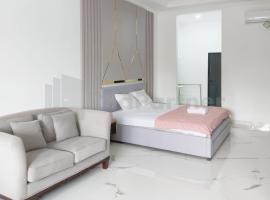 Khayrizsan Premium Mitra RedDoorz，位于Cibeureum的酒店