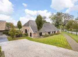 Het Koetshuis