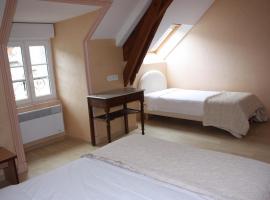 Grand Hotel de la Vallee，位于Cheylade的酒店
