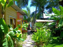 Boathouse Bungalows By The Sea，位于博卡斯德尔托罗的酒店