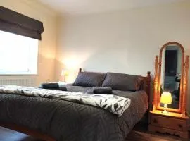 Comfort Private Rooms in Three bedroom House