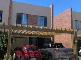 Casa em Imbassaí - Condo Fechado