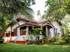 Colonial Residence Kandy Villa，位于康提的度假屋