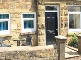 Bwthyn Bach (Tiny Cottage)