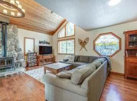 Family Cabin with Community Perks in Truckee!
