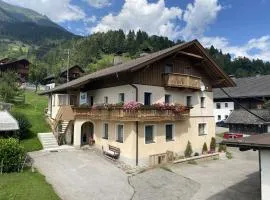 Gemütliche Wohnung mit Terrasse und Panoramabalkon- Stofbauer