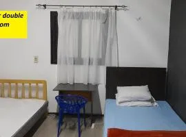 Rooms in an apartment with a separate private entrance in Nasr City, Cairo, Egypt near the new Malaysian students building, the Abana, Al-Fajr Institute for teaching languages 15 min from Cairo International Airport, 25 min downtown and 40 min to pyramids