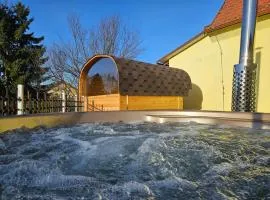 Wellness Appartment mit Whirlpool und Sauna