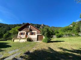 Chalet proche Valberg，位于吉洛梅的酒店