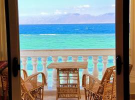 Apartment Dahab Sea View，位于达哈布的酒店