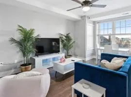 Your Cozy 2-Bedroom Midtown