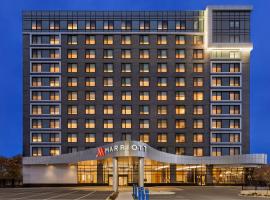 Marriott New York JFK Airport，位于皇后区Aqueduct Racetrack附近的酒店