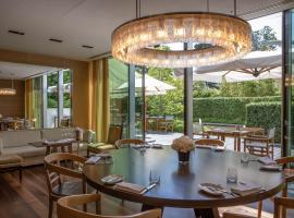 InterContinental Genève by IHG，位于日内瓦日内瓦国际机场 - GVA附近的酒店