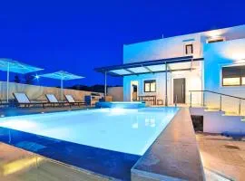 Perla Villas with Heated Pool