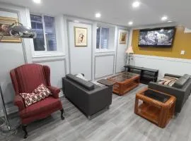 LUXURY 2-BEDROOMS UNIT WITH WIFI, LDR & PARKING.