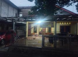 Hotel O Suripah Kostel Syariah，位于Banyumas的酒店