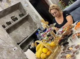 «Gulnara» Luxurious house for rent as a whole new 5 rooms and a yard.