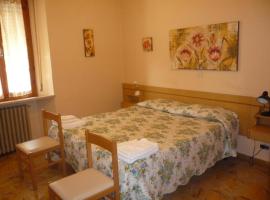 Hotel Palazzetto，位于基乌斯迪诺的酒店