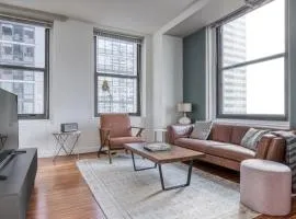 Ideal Loop 2BR w Gym nr Millennium Park CHI-130