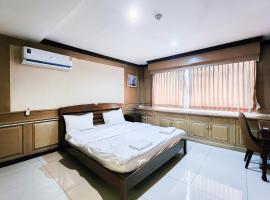 Cordia Residence Sathorn，位于邦拉的酒店