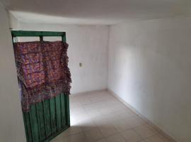 CUARTOS A PIE DE CARRETERA MEXICO-TEOTIHUACAN，位于Tepexpan的酒店