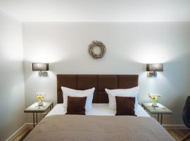 波茨坦兰德酒店，位于波茨坦的酒店