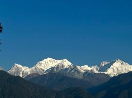 Wake In Himalayas，位于佩林的住所