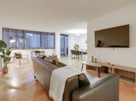 Quiet Apt with Excellent Amenities @Crystal City