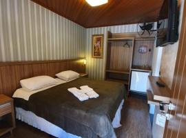 Eco hotel Bouganville，位于圣若泽杜斯皮尼艾斯的酒店