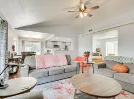 Bright and Cozy Mariposa Getaway 46 Mi to Yosemite!