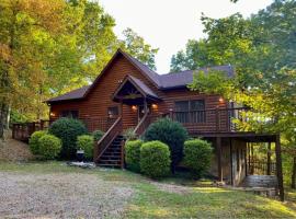 Providence Cabin，位于汤森德的木屋