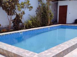 Residencia Isidora - Casa de Playa，位于蓬塔赫尔莫萨的度假屋