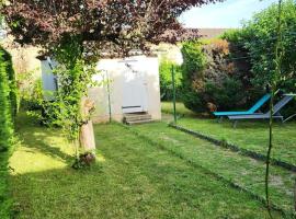 Maison de campagne avec jardin près du Périgord，位于Mansac的酒店