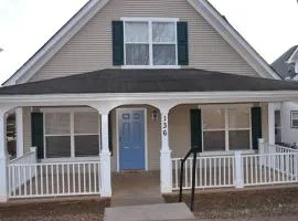 Home In Greenville 4 bedrooms, 4 beds, 2 baths