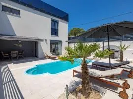 Modern Holiday House Jadranka With Pool - Happy Rentals