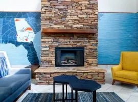 海华希智选假日酒店&套房