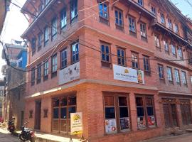 Luniva Restaurant And Guest House，位于巴克塔普尔的酒店