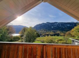 Countryhouse Lake Attersee - Sauna, Kamin, Seeblick，位于阿特湖畔翁特拉赫的酒店