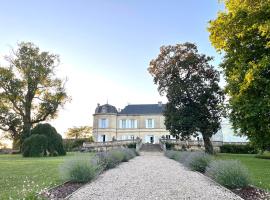 Chateau Carbonneau，位于Pessac-sur-Dordogne的酒店