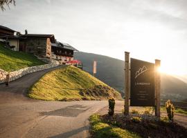 Berggasthof - Pension Lahnerhof，位于列兴的酒店