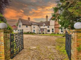 Ashfield Place Farm by Group Retreats，位于斯托马基特的度假屋