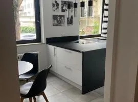 Köln Zentrum - Top Wohnung für 8 Personen