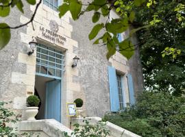 Le Presbytère • Maison Flore，位于Chédigny的酒店