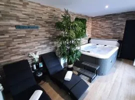 Casa Aix Keys avec jacuzzi privatif proche plages et Golf