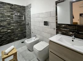 Rossaroll Holiday Houses，位于诺托的酒店